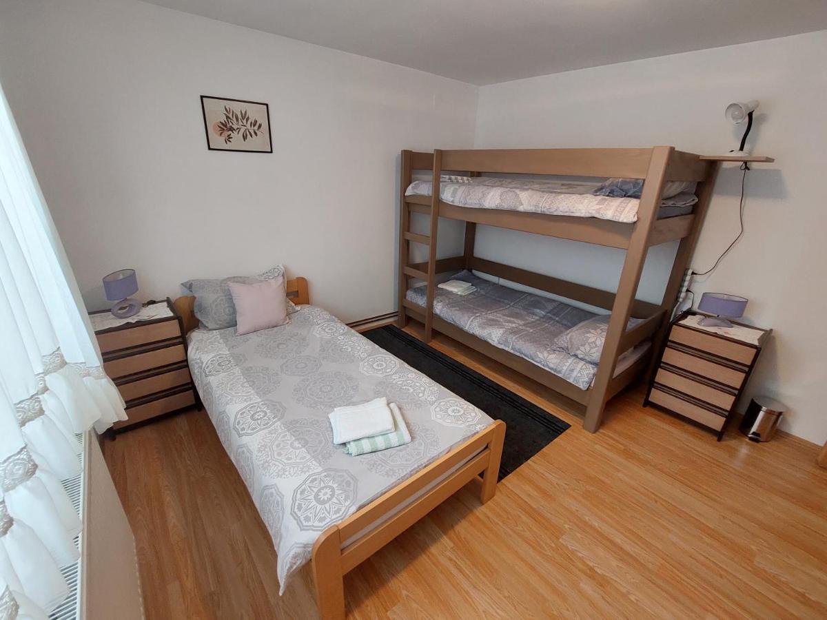 Suite Elena Nedelisce Esterno foto