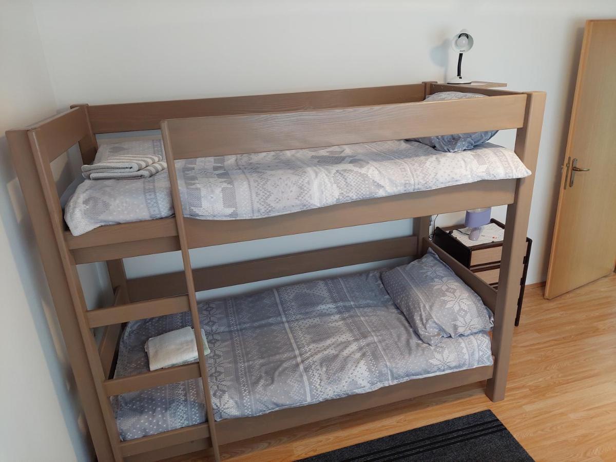 Suite Elena Nedelisce Esterno foto