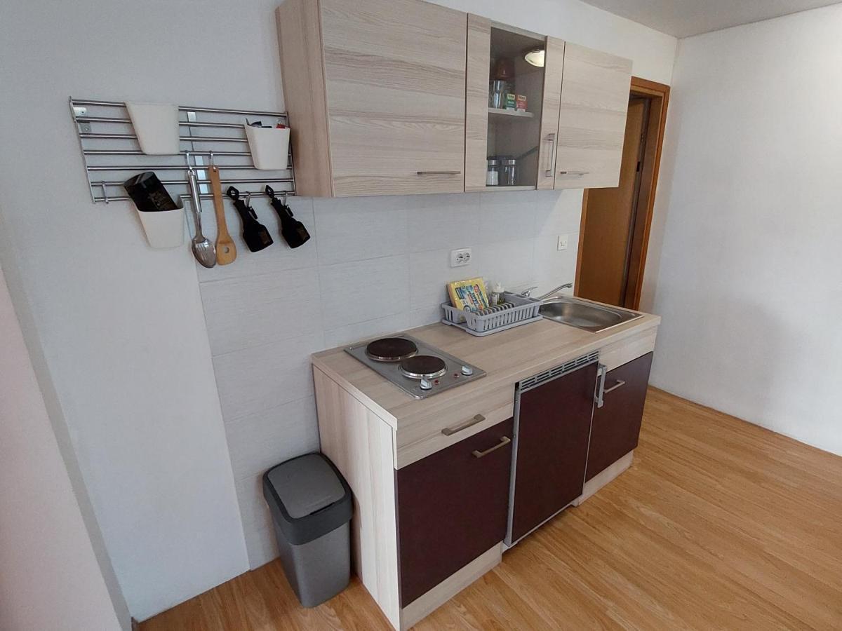 Suite Elena Nedelisce Esterno foto