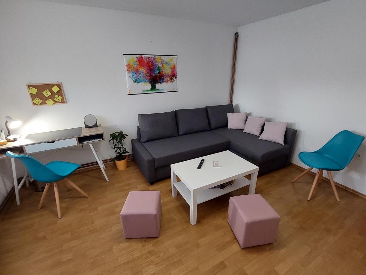 Suite Elena Nedelisce Esterno foto